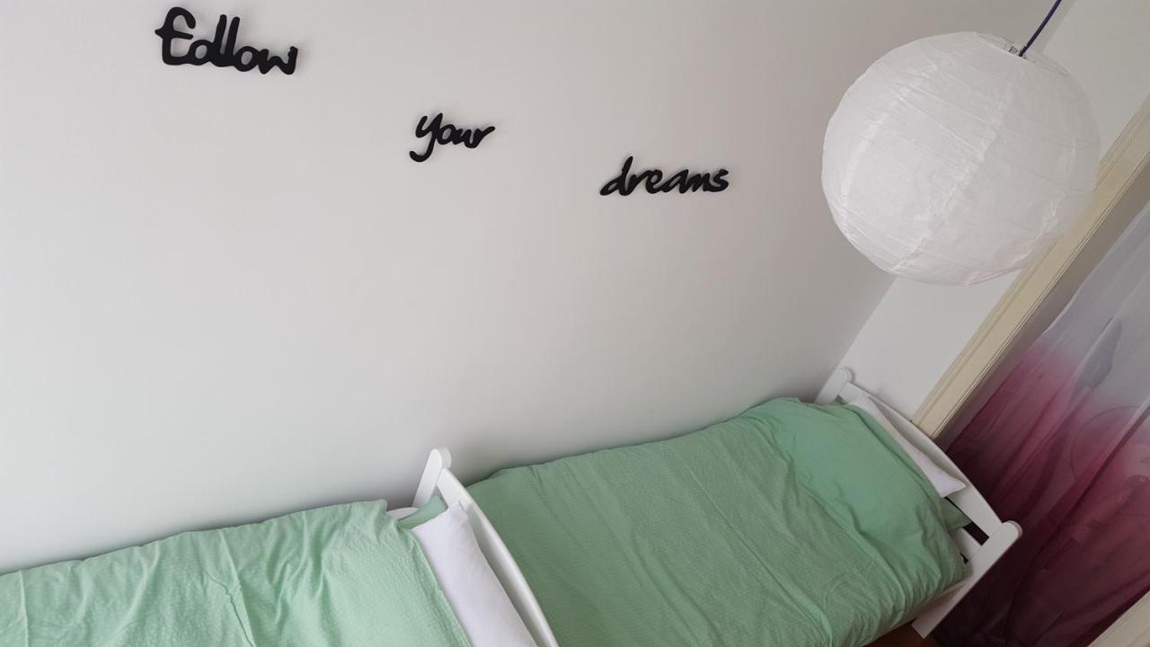 Apartment Sandi غييكا المظهر الخارجي الصورة